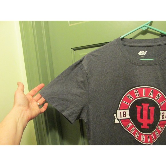 4th And 1 Indiana Hoosiers Gray Crew Neck Short Sleeve T-Shirt Size L - Picture 4 of 7